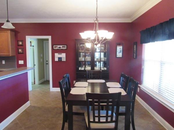 3499 Allen Barrett Road Murfreesboro, TN 37129 - Photo 10 of 20 Large Eat-In area too!!