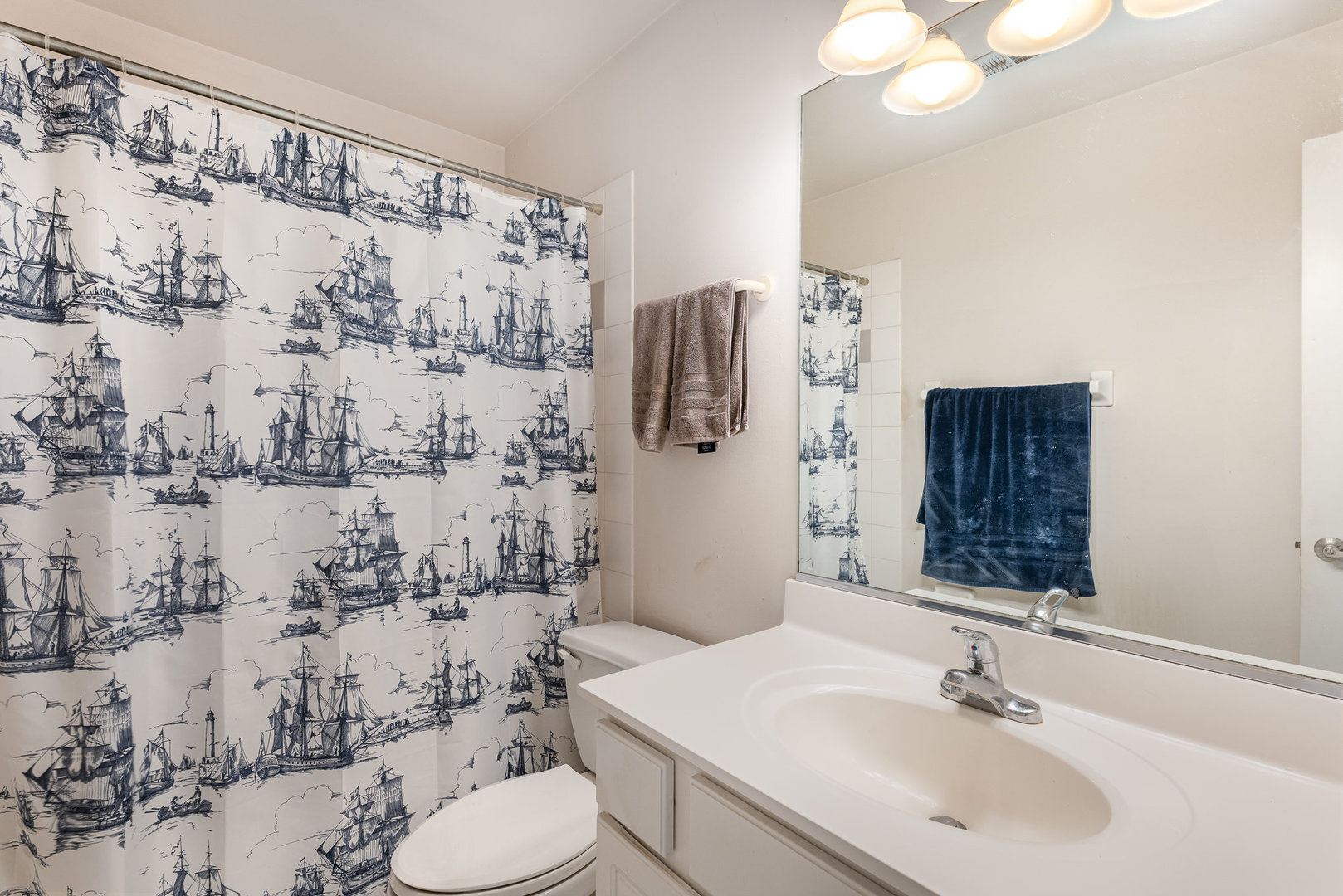 15 Foxcroft Road, Unit 203 Naperville, IL 60565 - Photo 13 of 15 Gallery Image 13