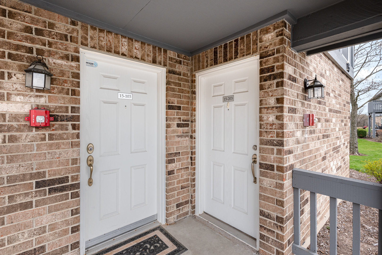 15 Foxcroft Road, Unit 203 Naperville, IL 60565 - Photo 2 of 15 Gallery Image 2