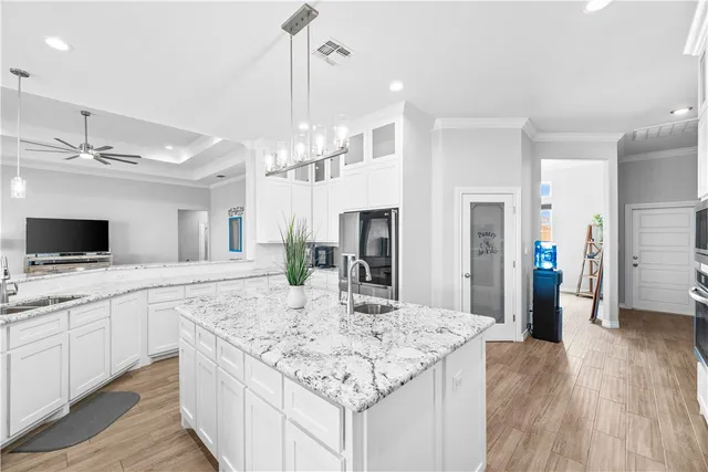 $699,900 | 1849 Papa Mori Drive, Corpus Christi, TX 78414