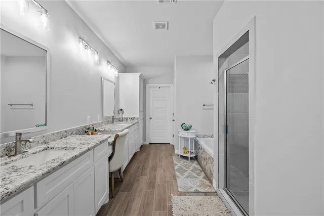 $699,900 | 1849 Papa Mori Drive, Corpus Christi, TX 78414