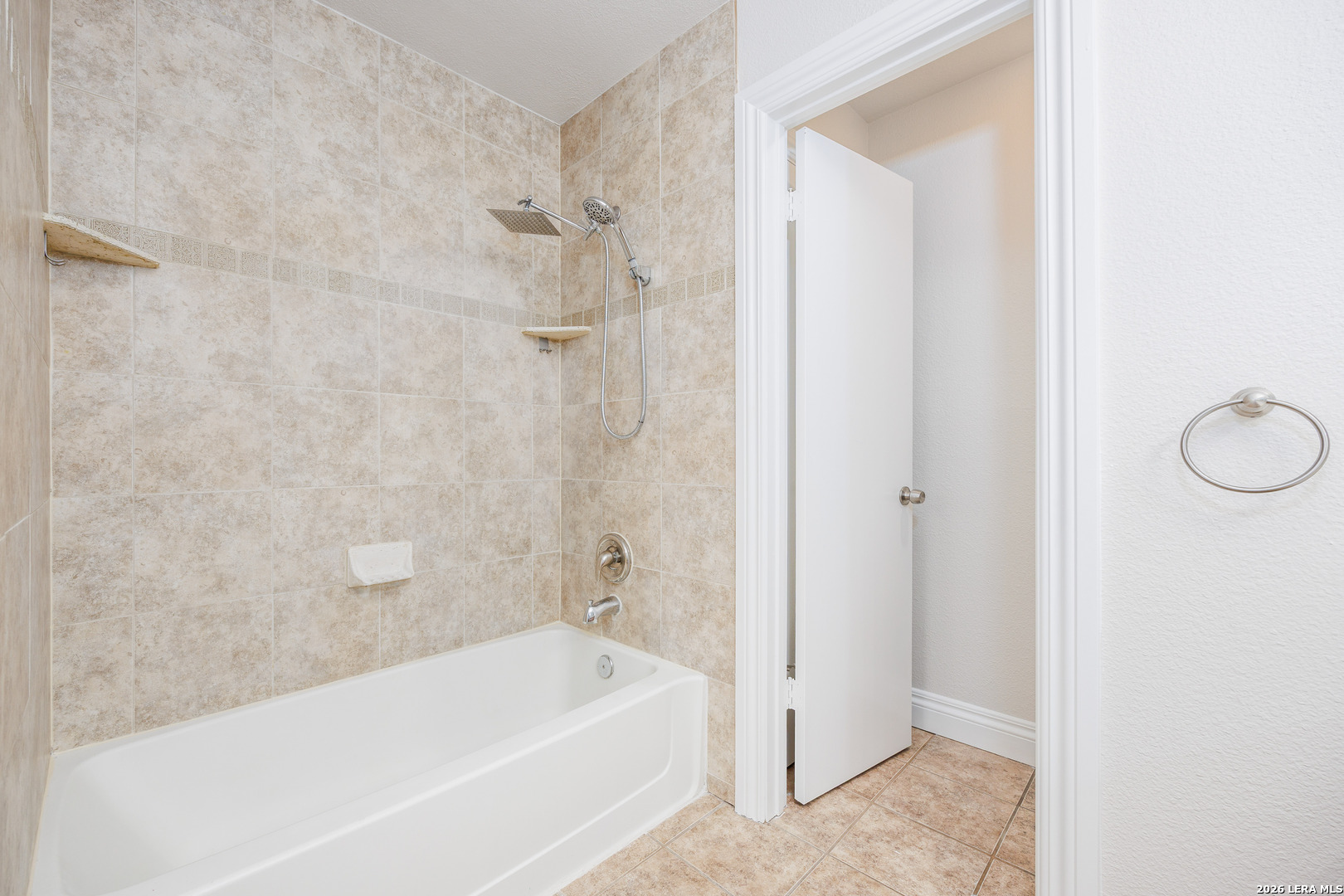 12 Lockspring San Antonio, TX 78254 - Photo 29 of 35 a bathroom with a bathtub and shower