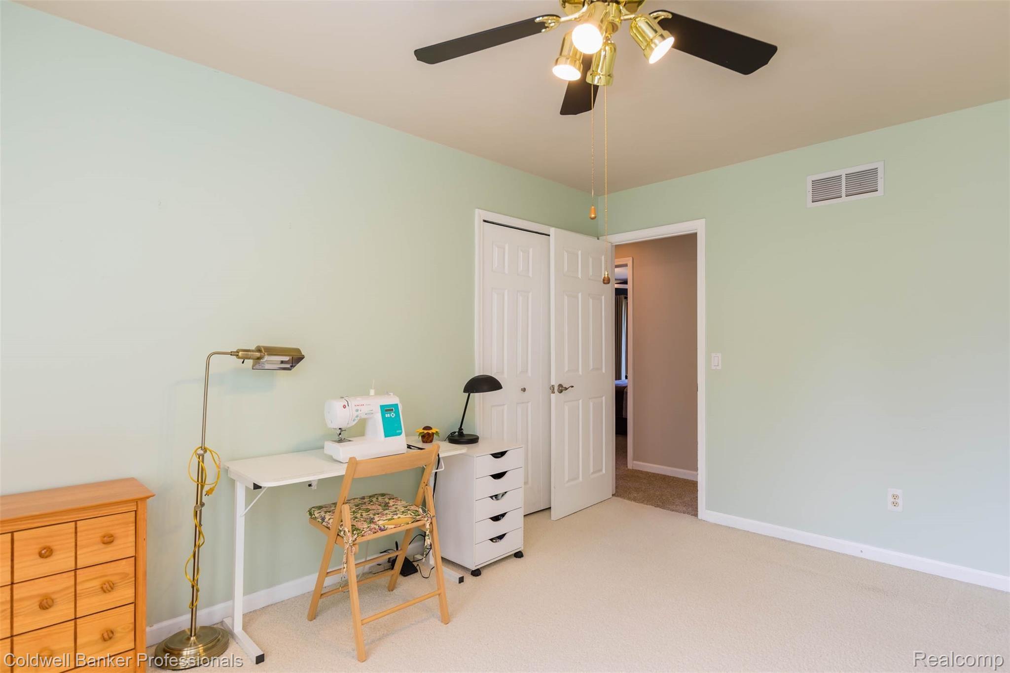 3472 Wedgewood Drive Rochester, MI 48306 - Photo 28 of 46 Bedroom Two
