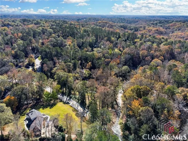 $399,000 | 589 West Lake Drive, Athens, GA 30606