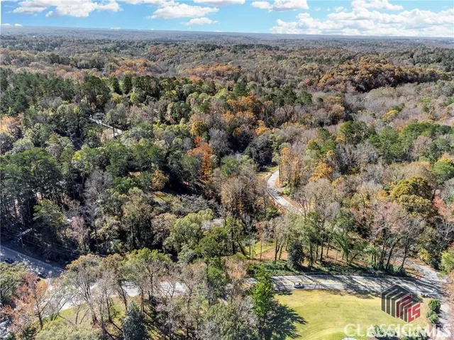 $399,000 | 589 West Lake Drive, Athens, GA 30606