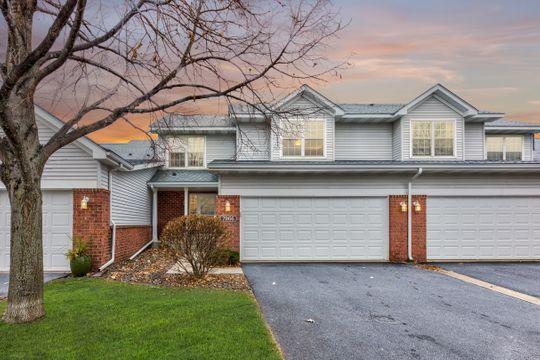 7966 Autumn Ridge Way Chanhassen, MN 55317 - Photo 1 of 27 Gallery Image 1