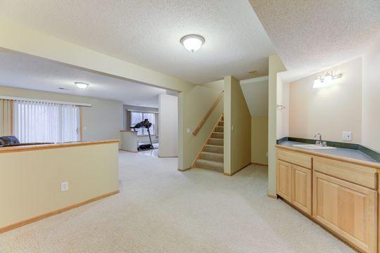 7966 Autumn Ridge Way Chanhassen, MN 55317 - Photo 17 of 27 Gallery Image 17