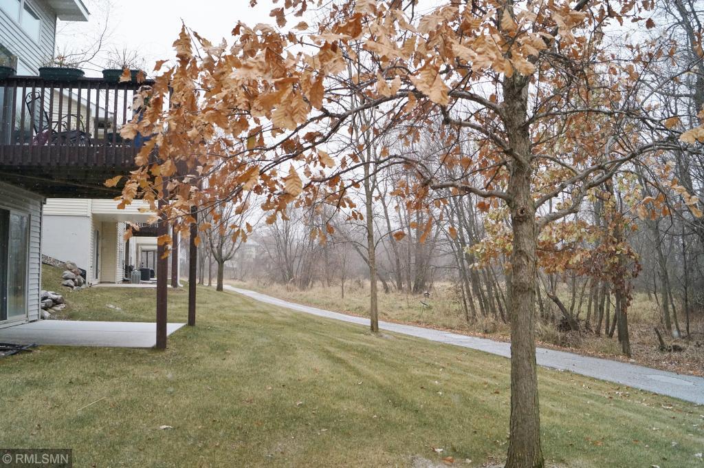 7966 Autumn Ridge Way Chanhassen, MN 55317 - Photo 23 of 27 Gallery Image 23