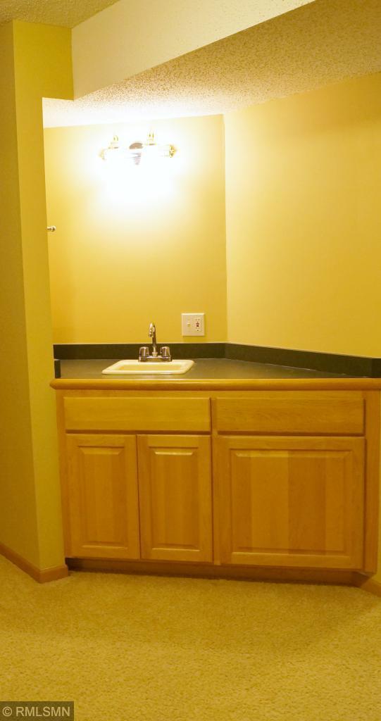 7966 Autumn Ridge Way Chanhassen, MN 55317 - Photo 25 of 27 Gallery Image 25