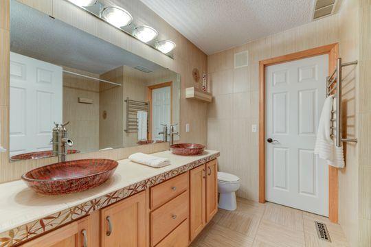 7966 Autumn Ridge Way Chanhassen, MN 55317 - Photo 8 of 27 Gallery Image 8