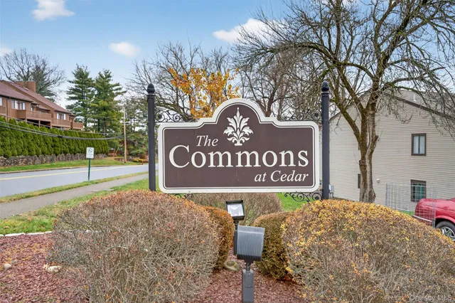 $2,500 | 8 Knightsbridge, Unit A, Poughkeepsie, NY 12603