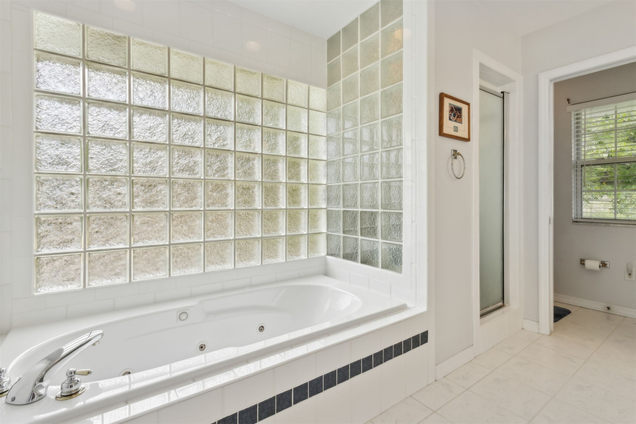 4333 Seminole Street Starke, FL 32091 - Photo 14 of 33 a bathroom with a bathtub and shower