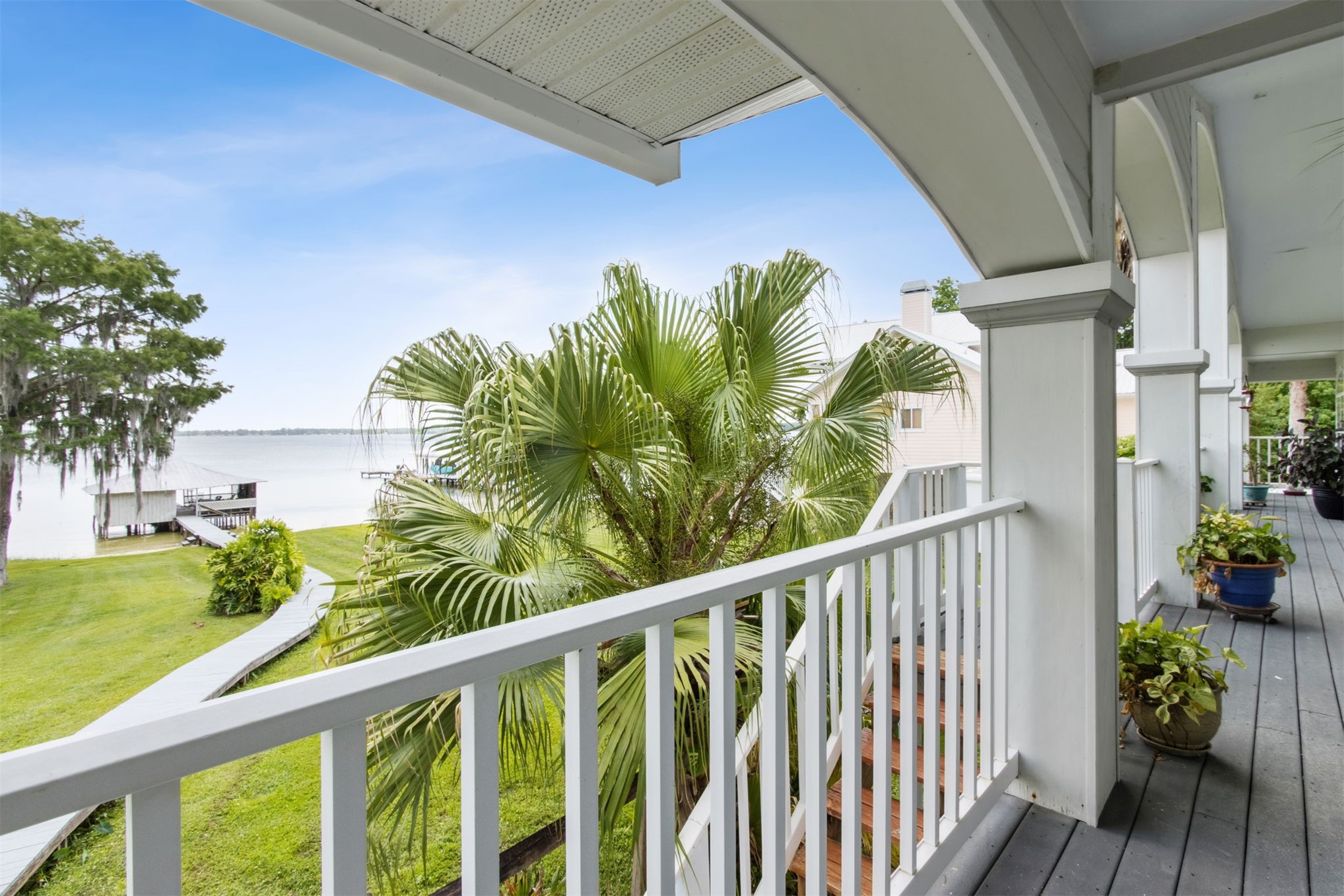 4333 Seminole Street Starke, FL 32091 - Photo 22 of 33 a view of balcony with furniture