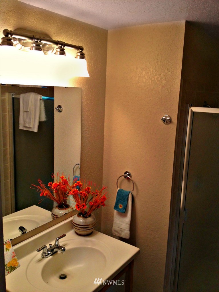 22602 1st Drive Southeast Bothell, WA 98021 - Photo 9 of 11