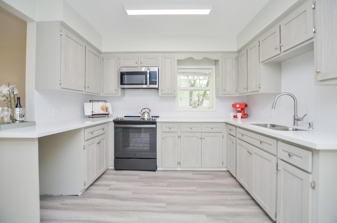 1613 Mulcahy Street Rosenberg, TX 77471 - Photo 12 of 23