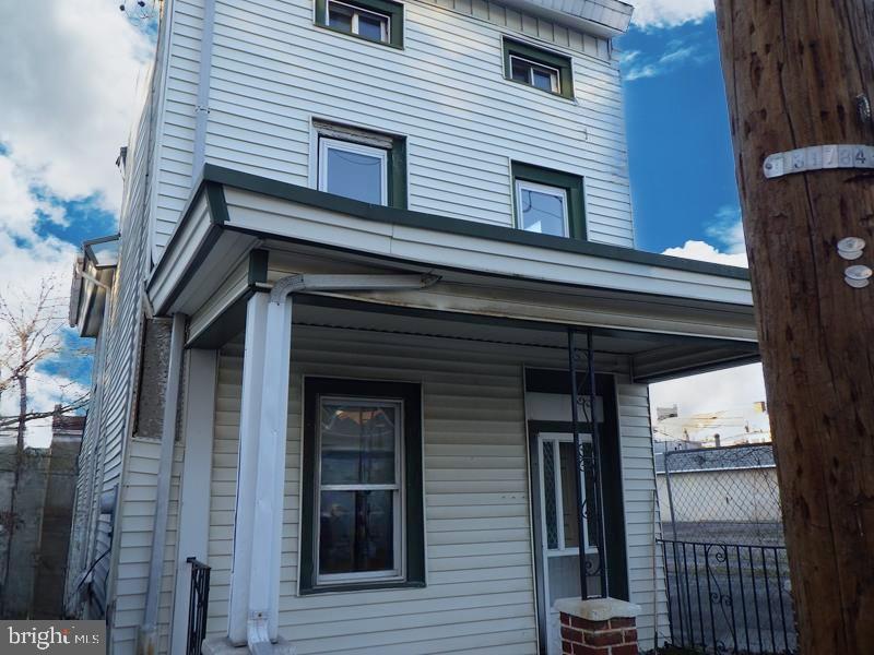 472 Conarroe Street Philadelphia, PA 19128 - Photo 1 of 20