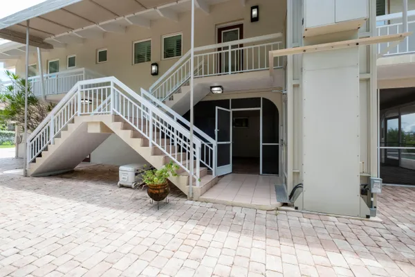 $4,999,000 | 220 Tide Avenue, Tavernier, FL 33070