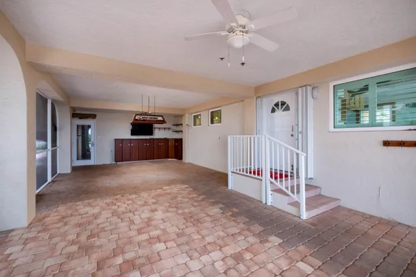 $4,999,000 | 220 Tide Avenue, Tavernier, FL 33070