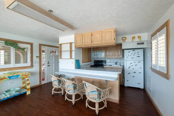 $4,999,000 | 220 Tide Avenue, Tavernier, FL 33070