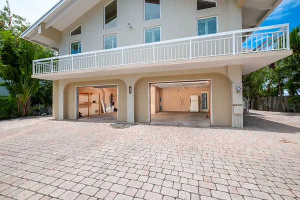 $4,999,000 | 220 Tide Avenue, Tavernier, FL 33070