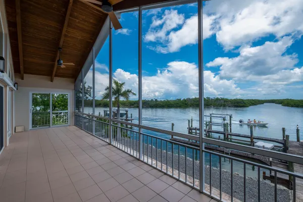 $4,999,000 | 220 Tide Avenue, Tavernier, FL 33070