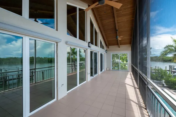 $4,999,000 | 220 Tide Avenue, Tavernier, FL 33070