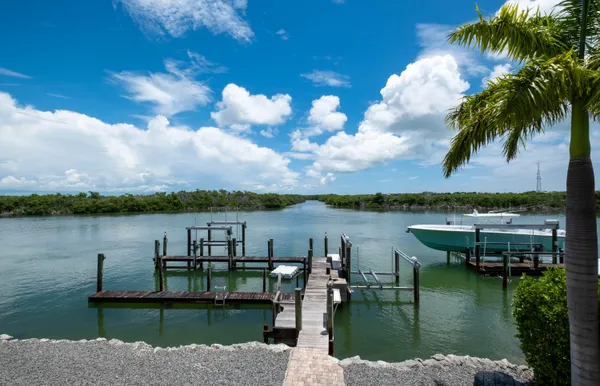 $4,999,000 | 220 Tide Avenue, Tavernier, FL 33070