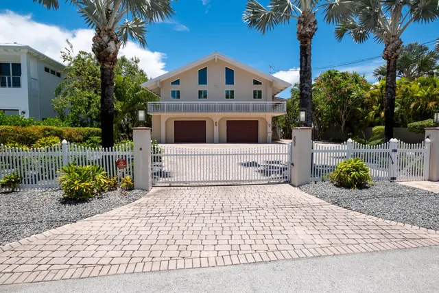$5,195,000 | 220 Tide Avenue, Tavernier, FL 33070