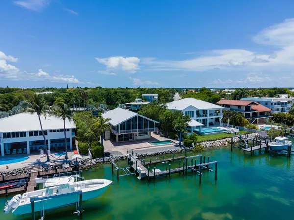 $4,999,000 | 220 Tide Avenue, Tavernier, FL 33070