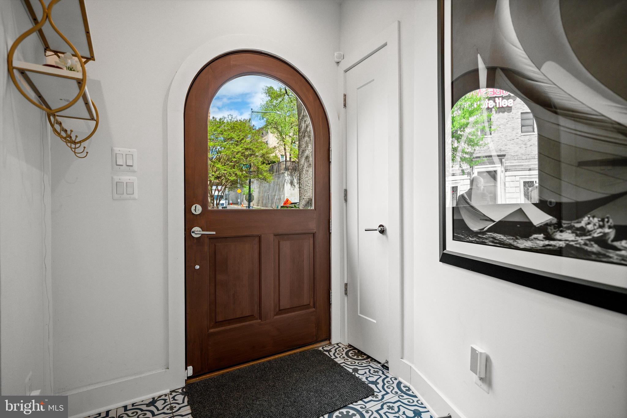 1717 V Street Northwest Washington, DC 20009 - Photo 6 of 40 a view of entryway with a front door