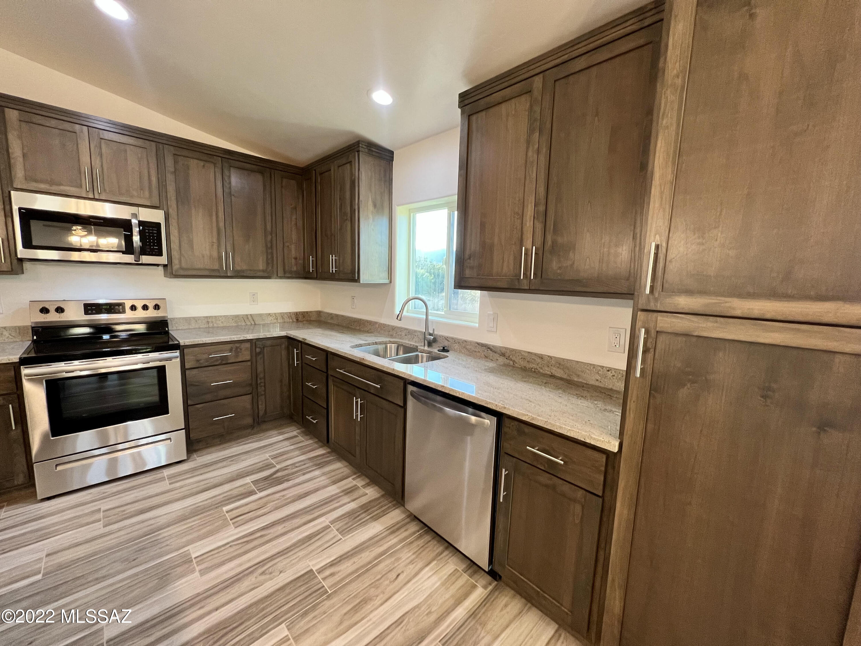 1696 Camino Barrera Rio Rico, AZ 85648 - Photo 7 of 30