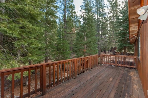 14082 Tyrol Road Truckee, CA 96161 - Photo 3 of 13 Gallery Image 3