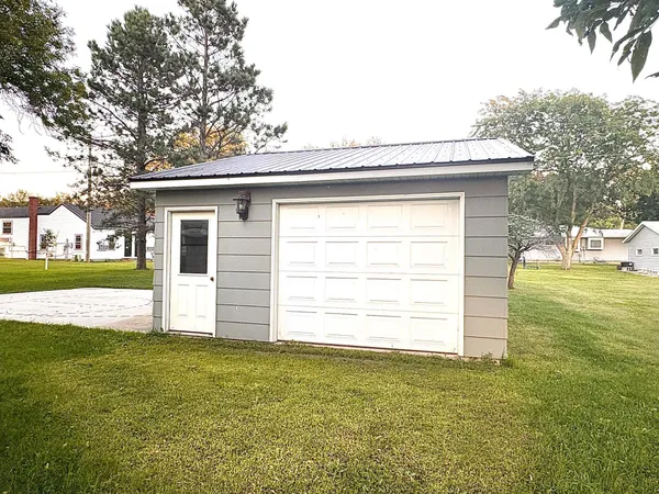 $139,900 | 153 2nd Street, Dawson, MN 56232
