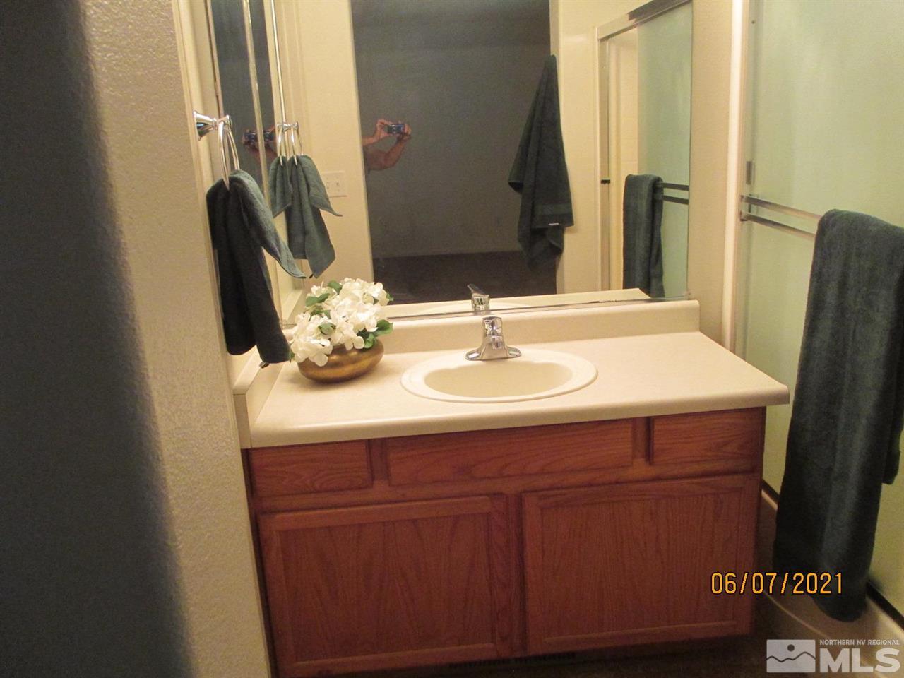 12001 Kernite Street Reno, NV 89506 - Photo 8 of 12 Photo 8