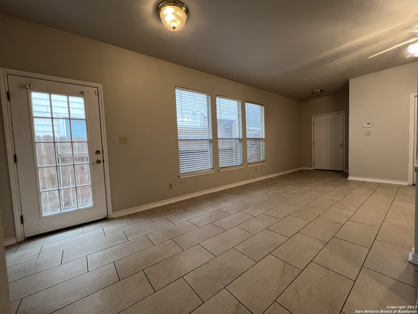 7047 Tourant Road San Antonio, TX 78240 - Photo 6 of 13