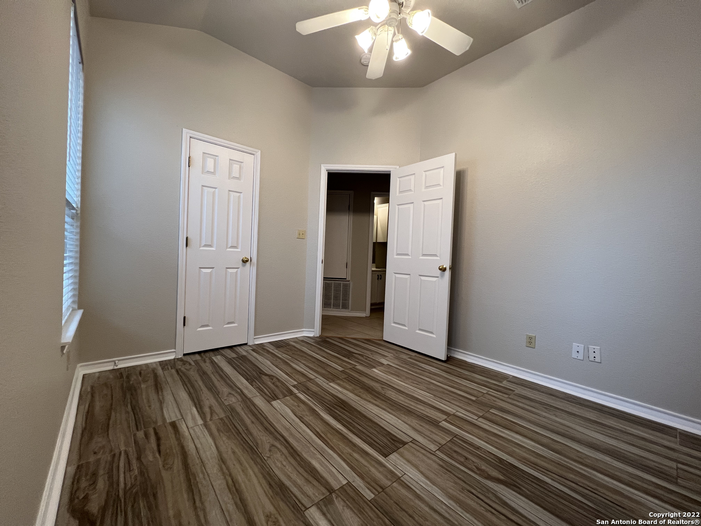 7047 Tourant Road San Antonio, TX 78240 - Photo 7 of 13