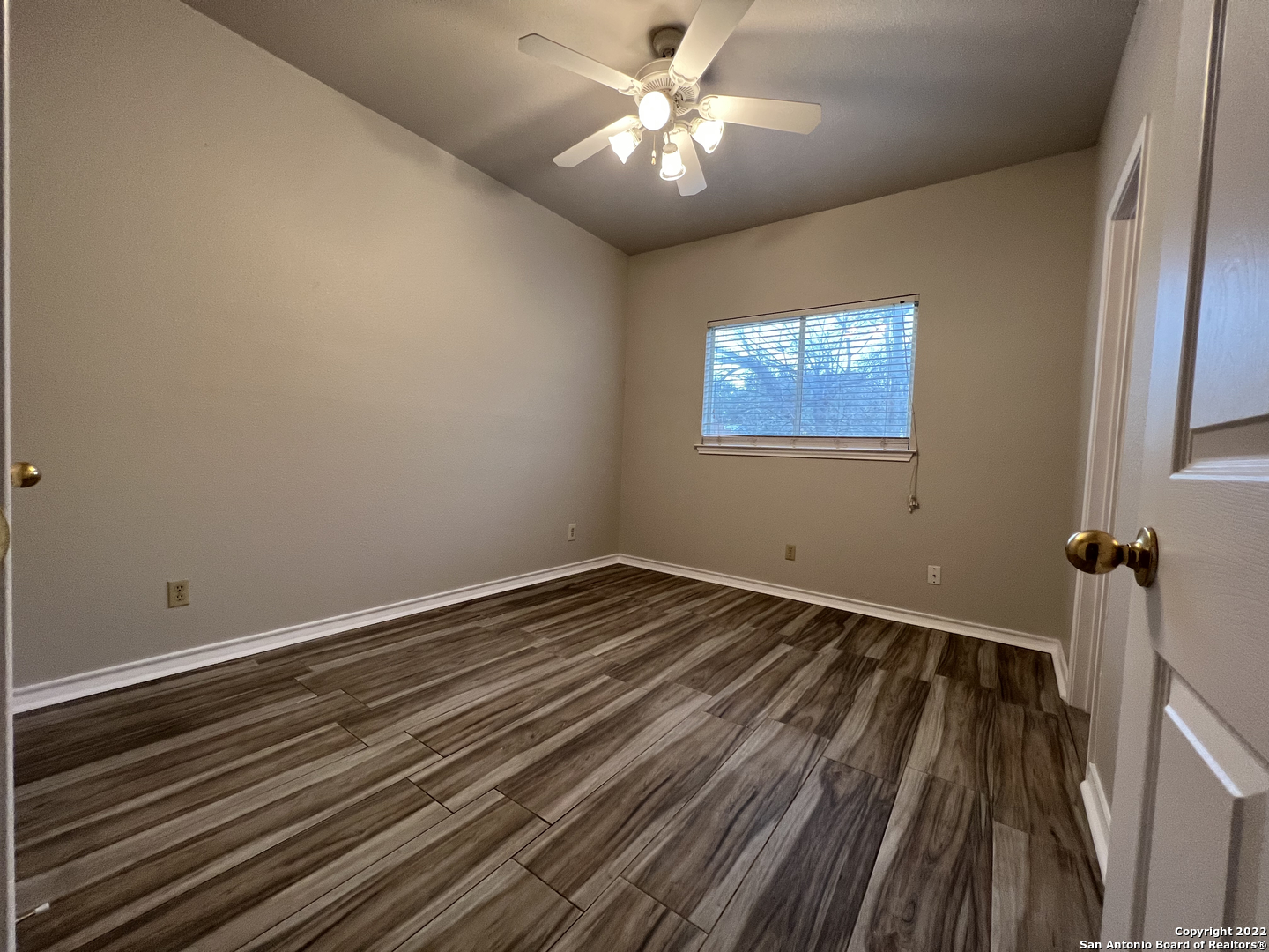 7047 Tourant Road San Antonio, TX 78240 - Photo 10 of 13