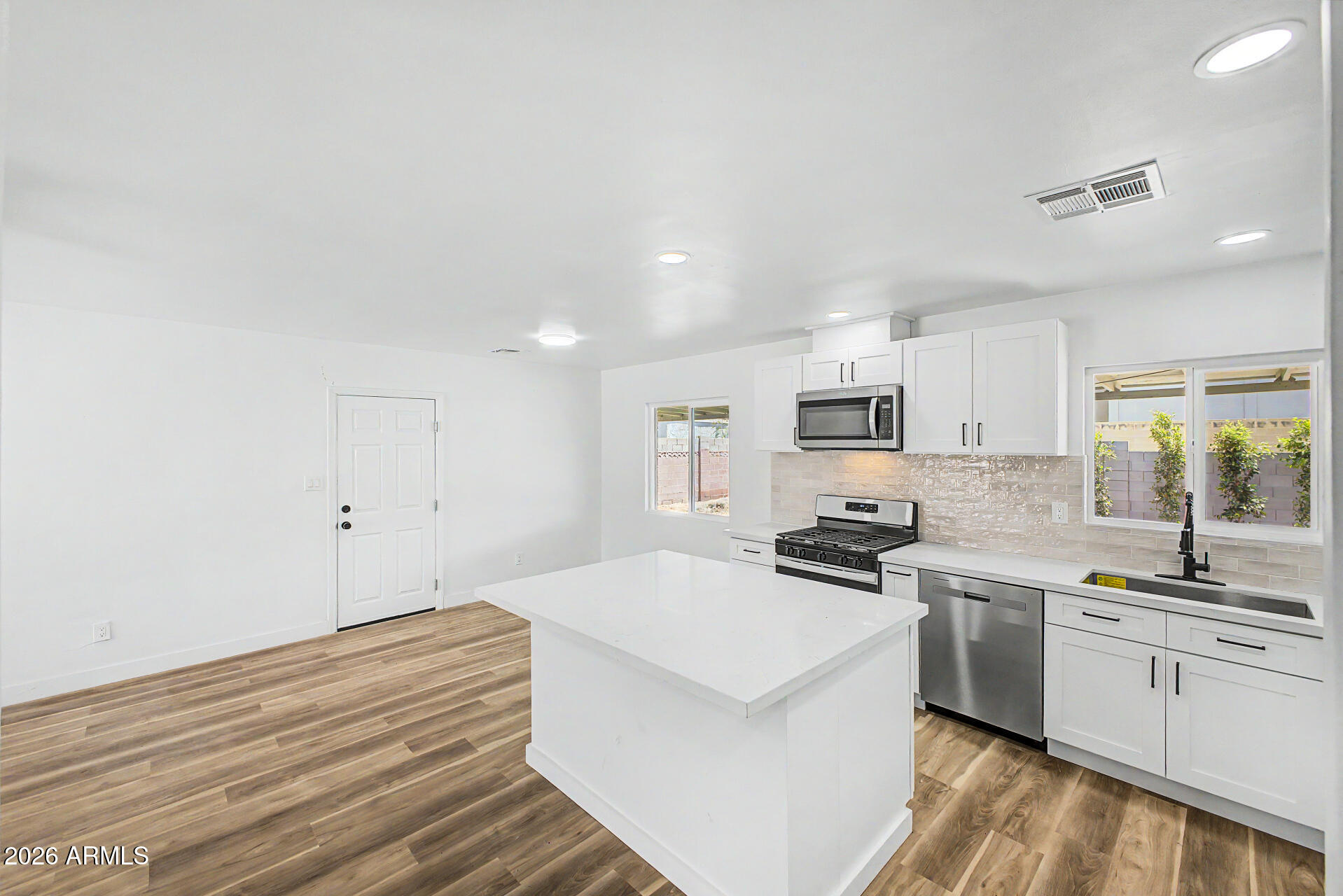 4437 East Almeria Road Phoenix, AZ 85008 - Photo 14 of 28