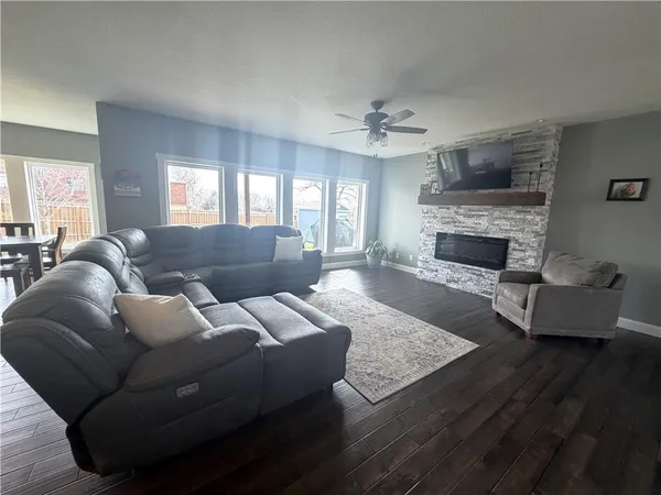 $450,000 | 1563 Litton Road, Chillicothe, MO 64601