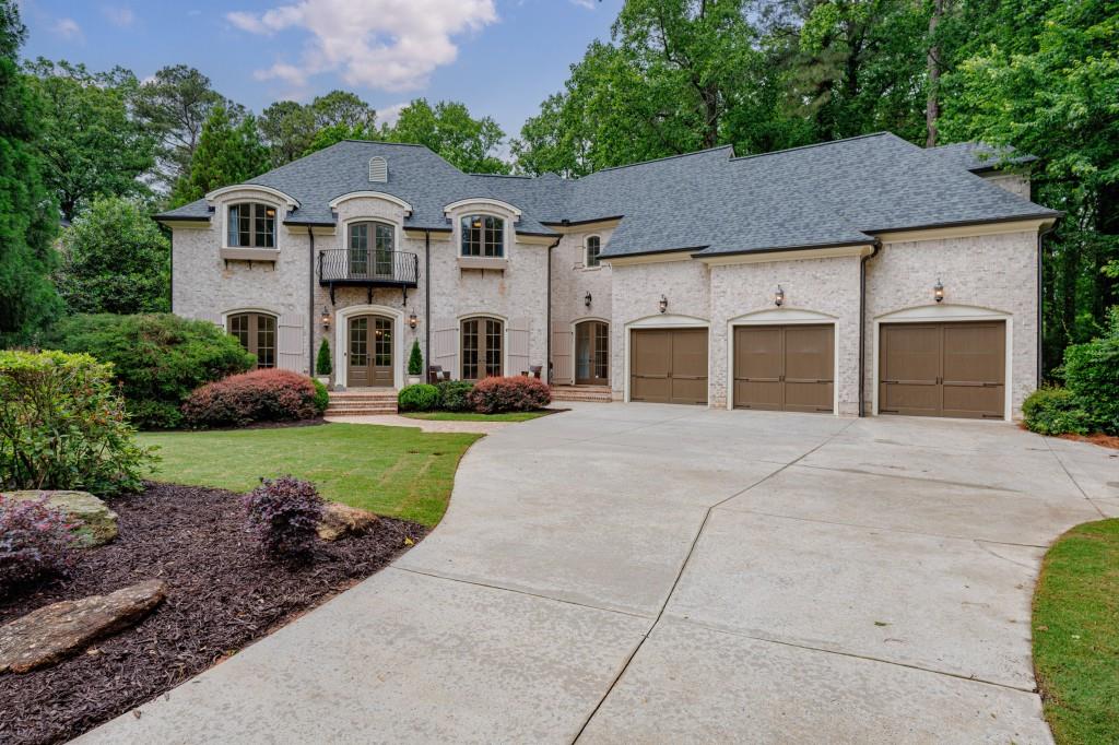 212 Shadowlawn Road Southeast Marietta, GA 30067 - Photo 1 of 66
