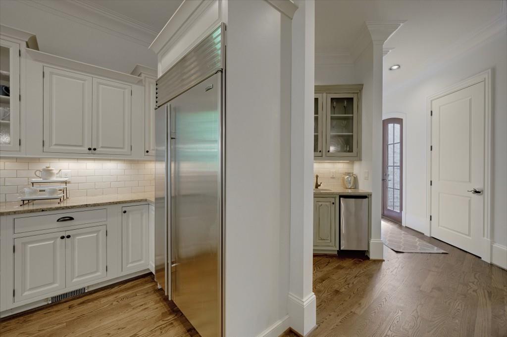 212 Shadowlawn Road Southeast Marietta, GA 30067 - Photo 18 of 66