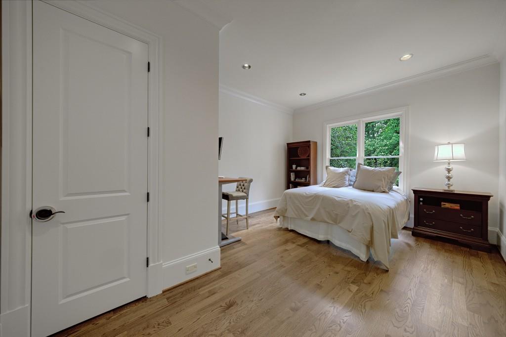 212 Shadowlawn Road Southeast Marietta, GA 30067 - Photo 27 of 66