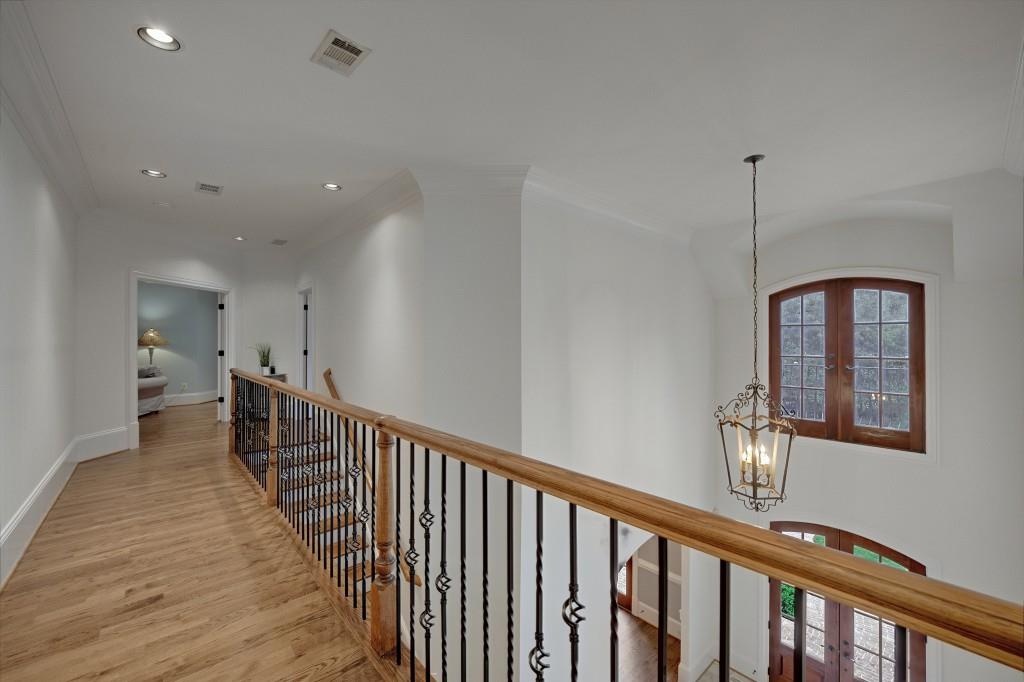 212 Shadowlawn Road Southeast Marietta, GA 30067 - Photo 31 of 66