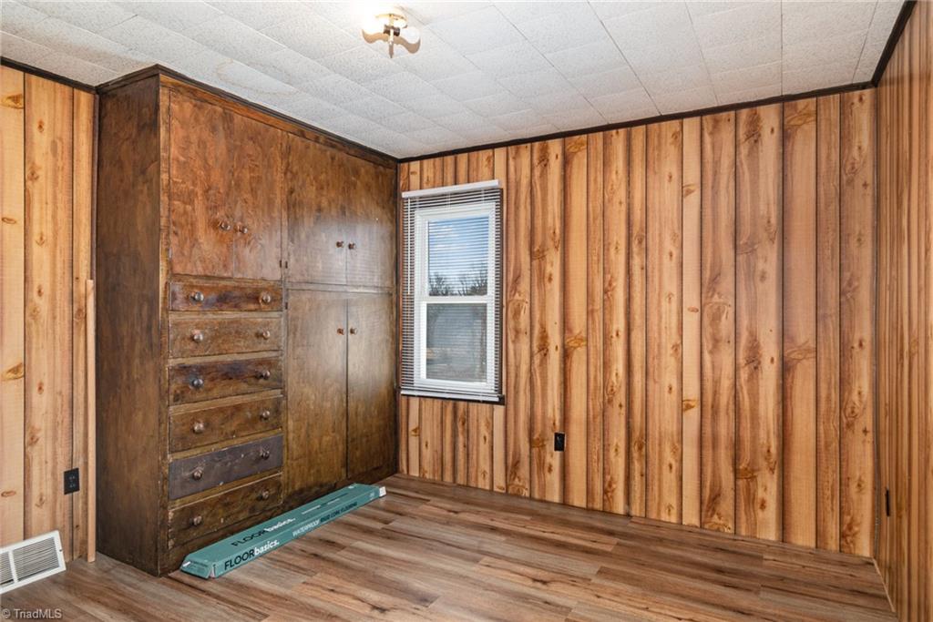 4026 Arnold Road Lexington, NC 27295 - Photo 12 of 20 Gallery Image 12