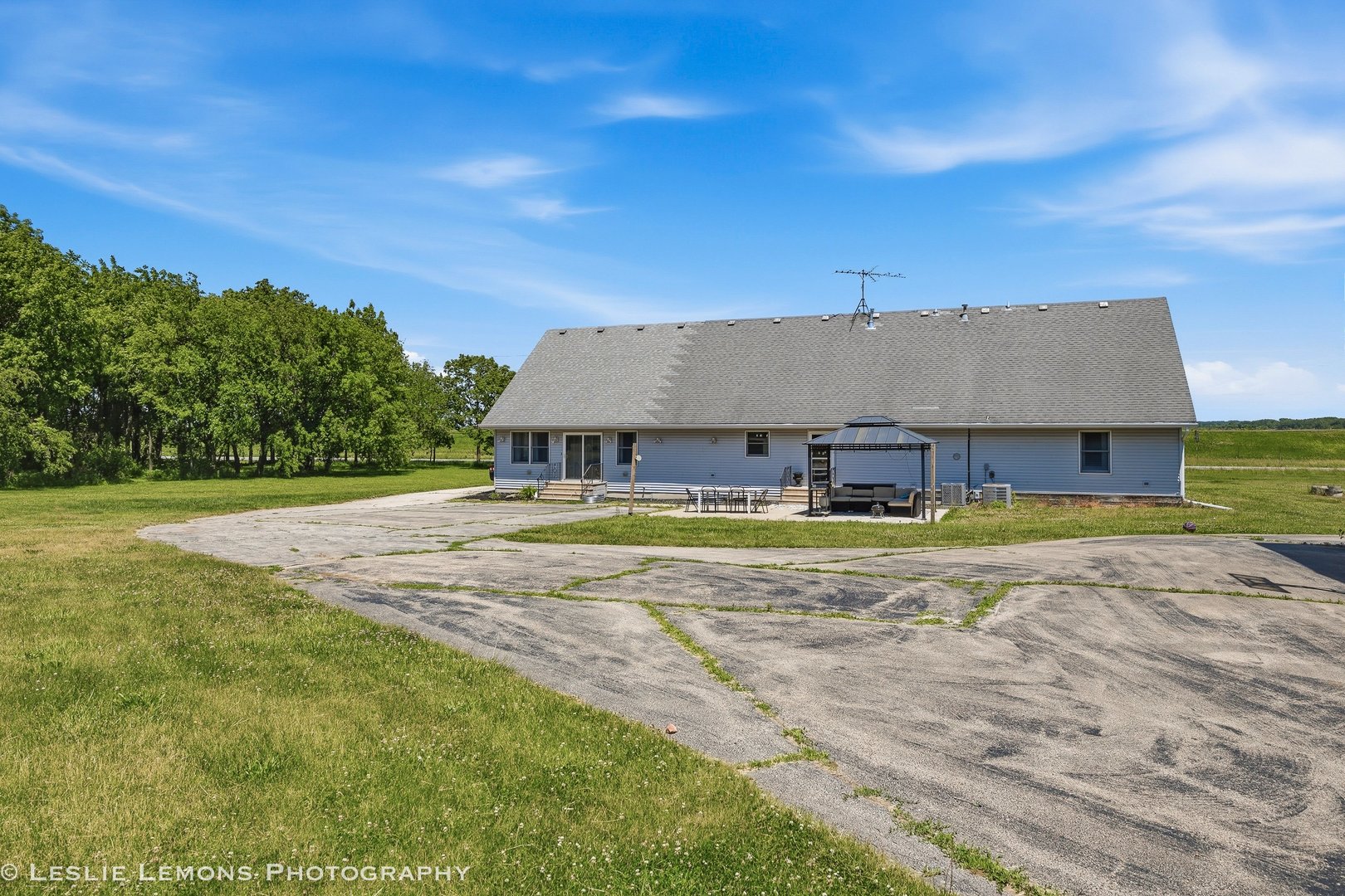 8705 East Pine Bluff Road Coal City, IL 60416 - Photo 32 of 36