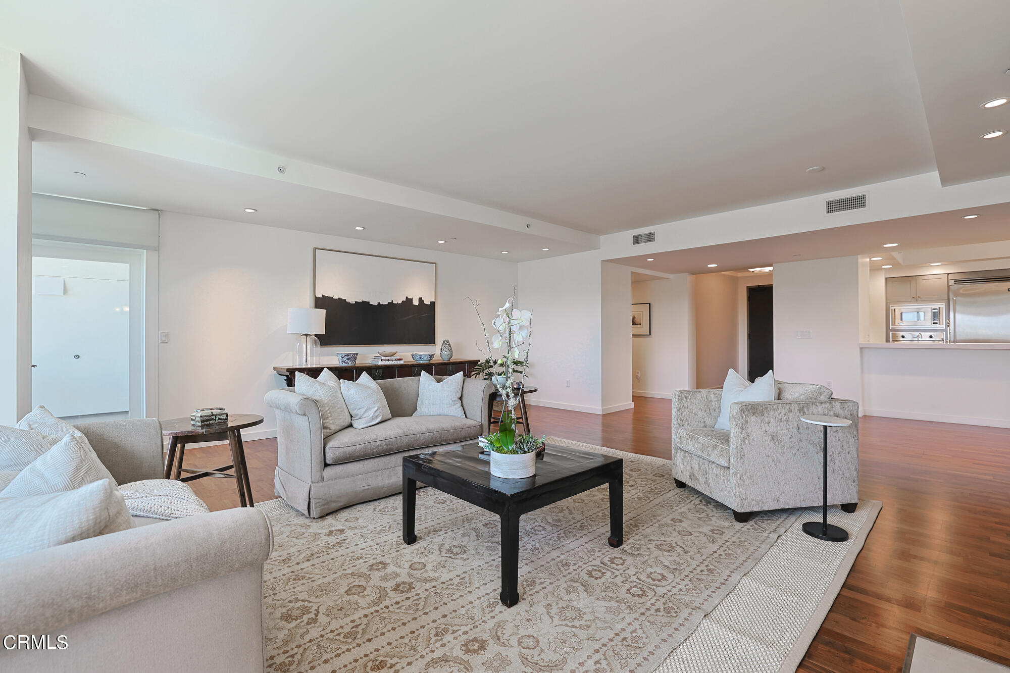 920 Granite Drive, Unit 509 Pasadena, CA 91101 - Photo 5 of 24 a living room with furniture and wooden floor