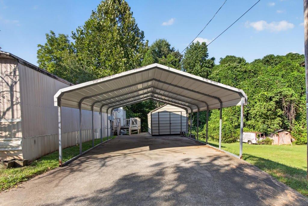 357 East 2nd Street Blue Ridge, GA 30513 - Photo 5 of 11 Gallery Image 5