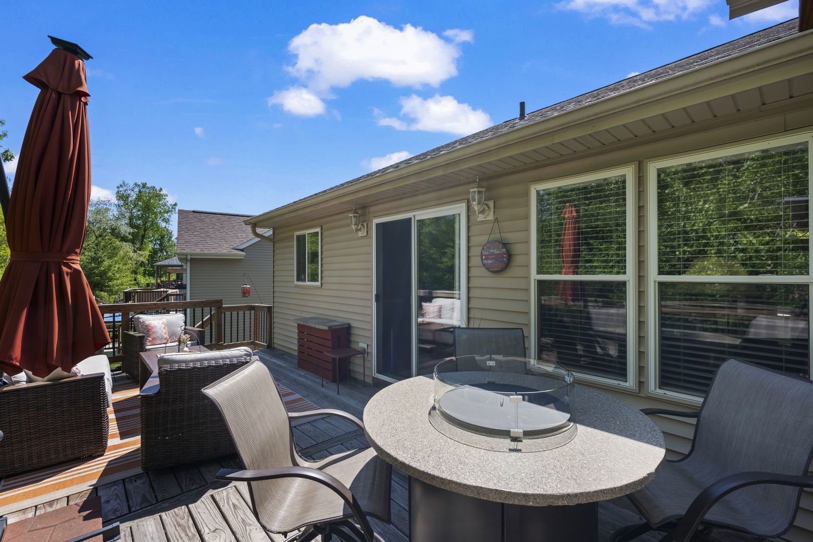 861 Prairie Ridge Drive Woodstock, IL 60098 - Photo 10 of 40