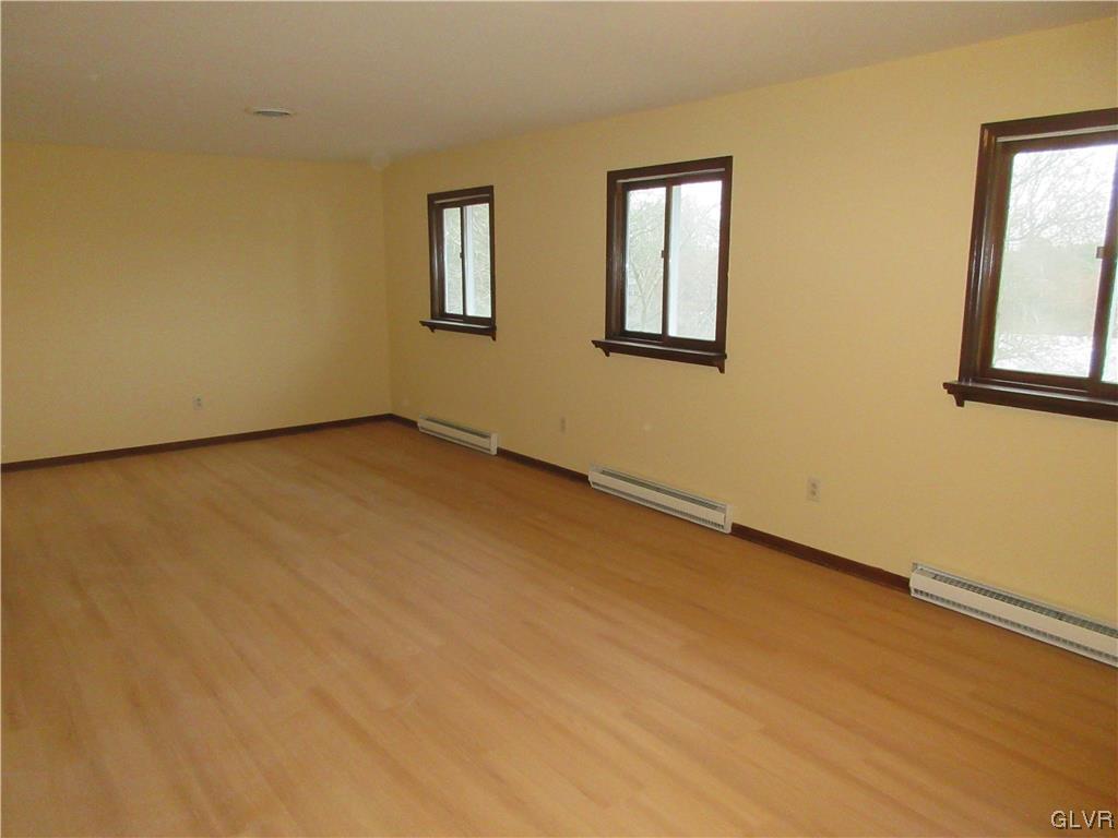 3874 Fairfax Road Bethlehem, PA 18020 - Photo 25 of 34 Gallery Image 25