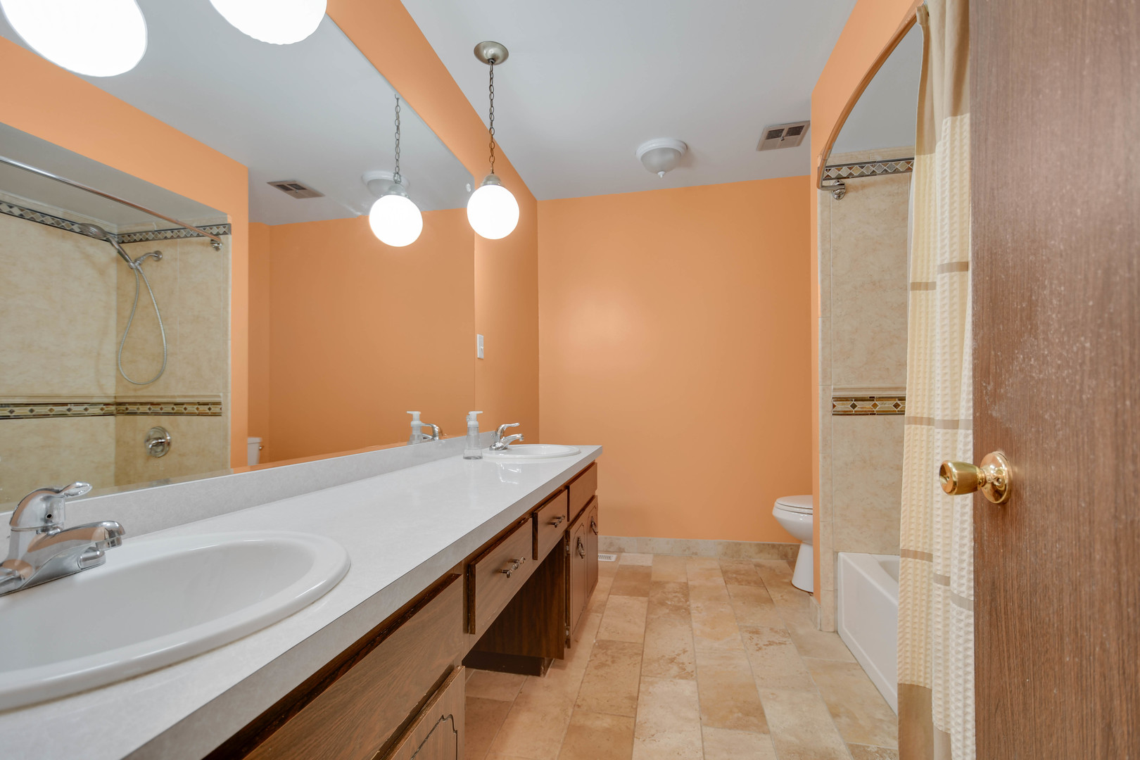 11201 Deerpath Lane Palos Hills, IL 60465 - Photo 17 of 25 a bathroom with a sink a toilet and shower